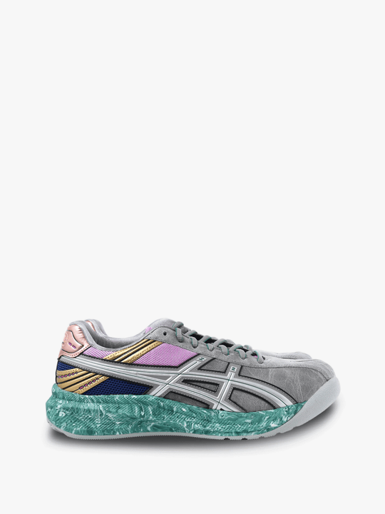 Grey shoes, front view