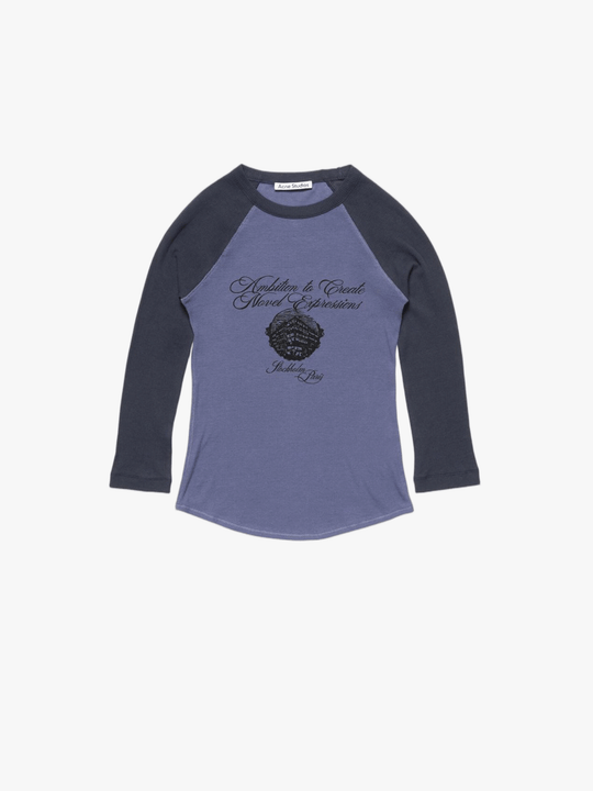 Blue t-shirt, front view
