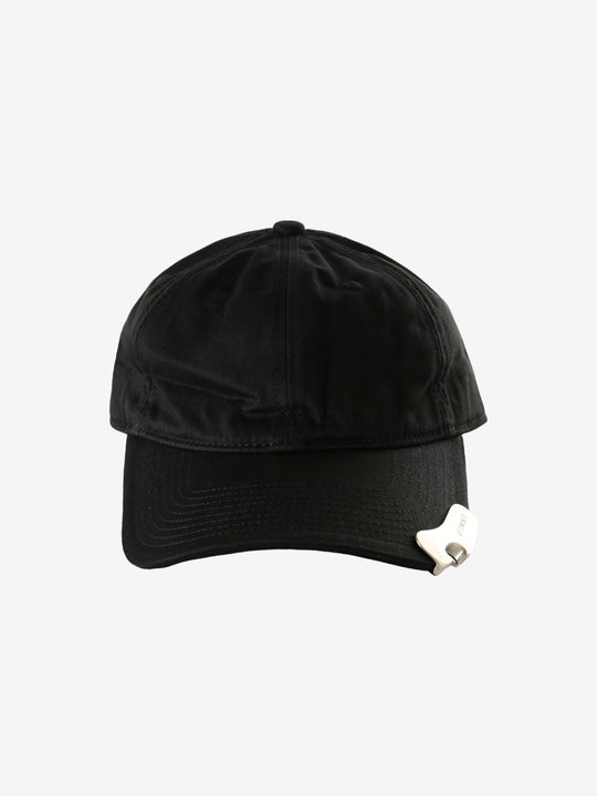 Black cap, front view