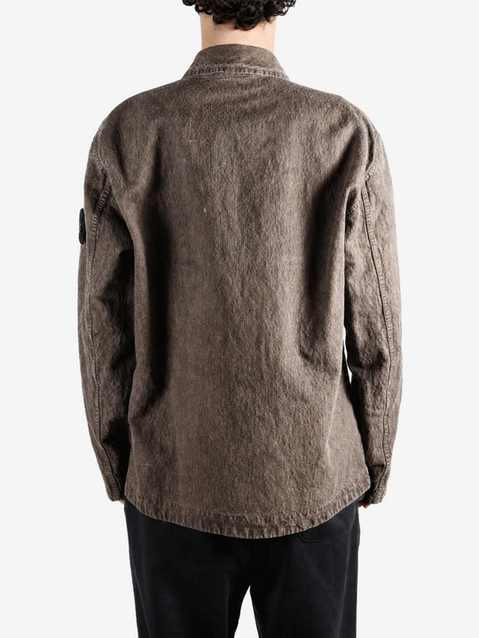 Grey shirt, front view