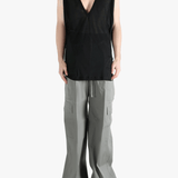 Black T-shirt, full body view