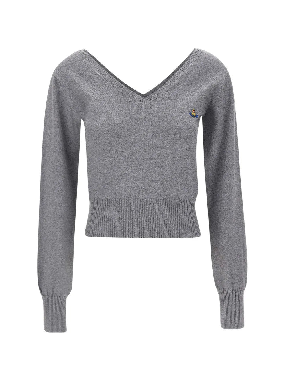 Grey knitwear, front view