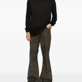 Black t-shirt, full body view
