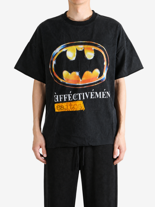 Black t-shirt, full body view