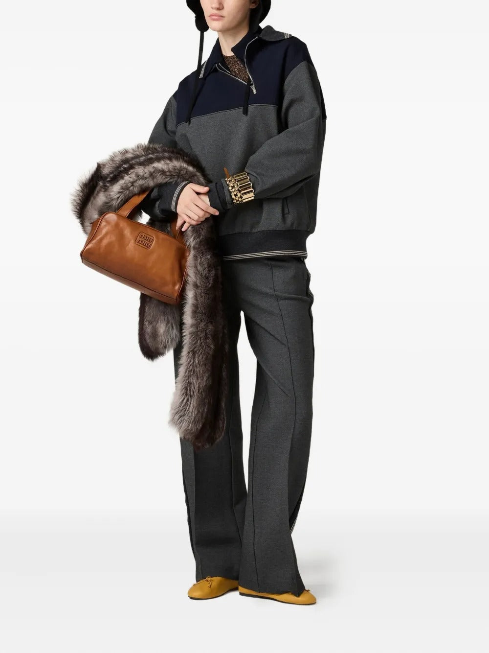 Grey sweatshirt, full body view