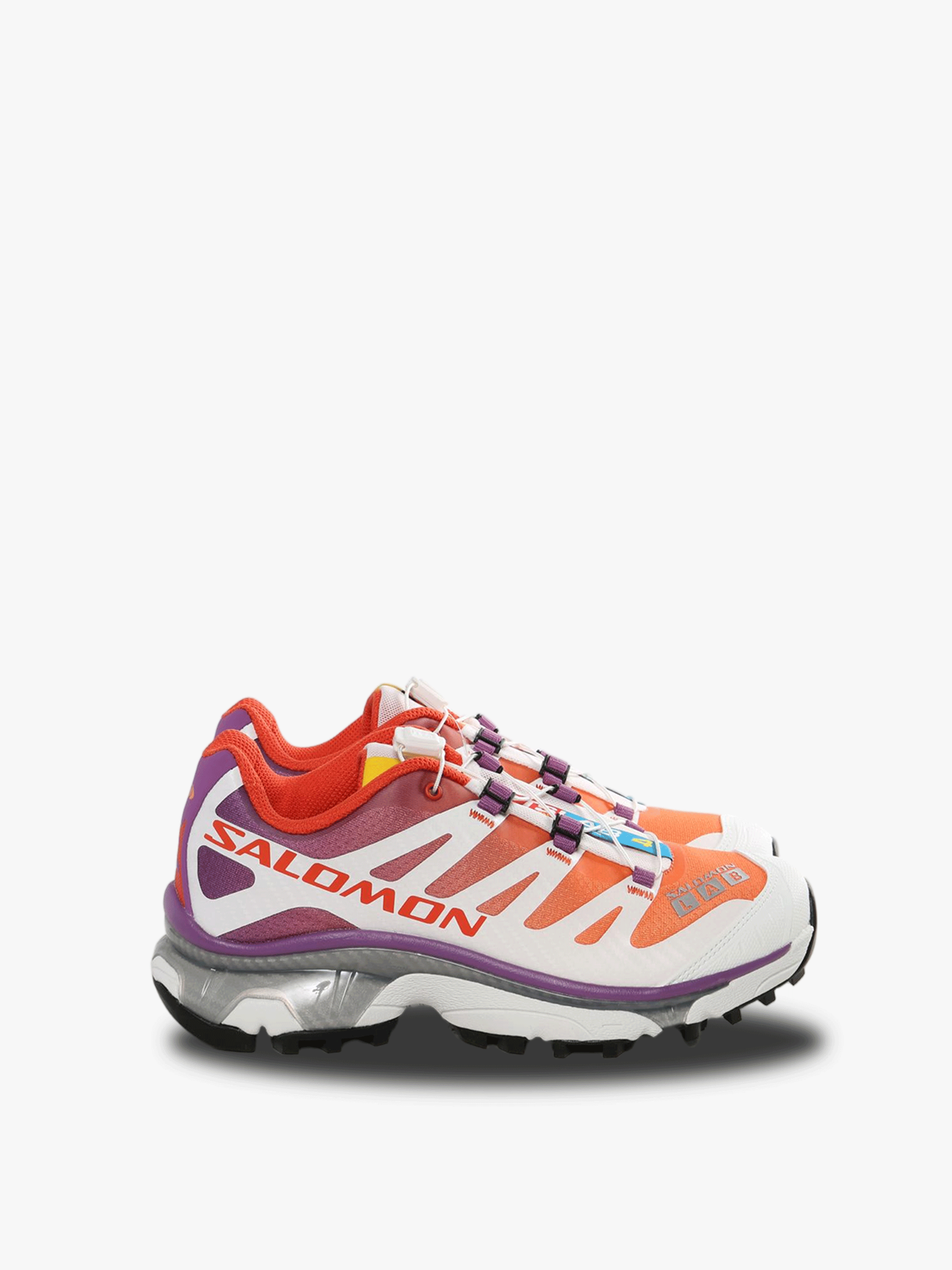 White sneaker,front view