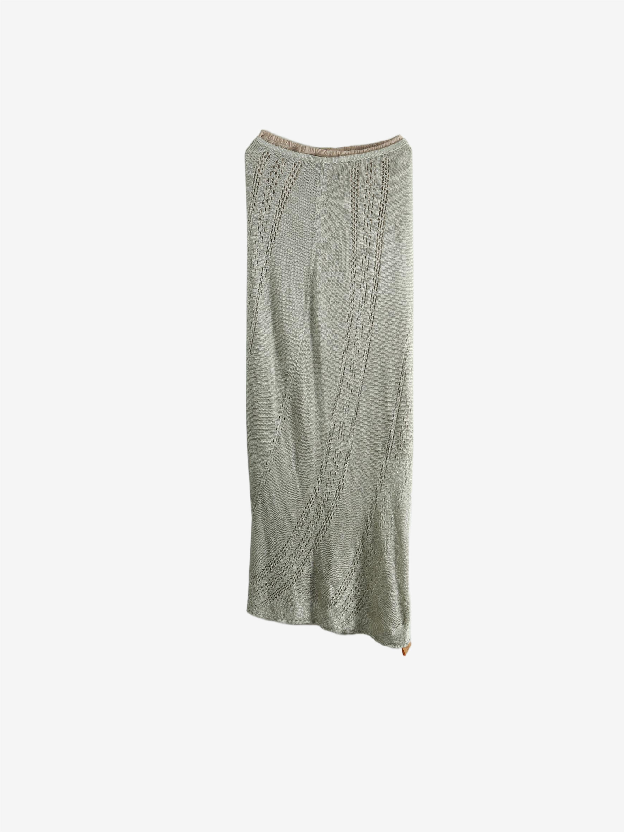 Green skirt, front view
