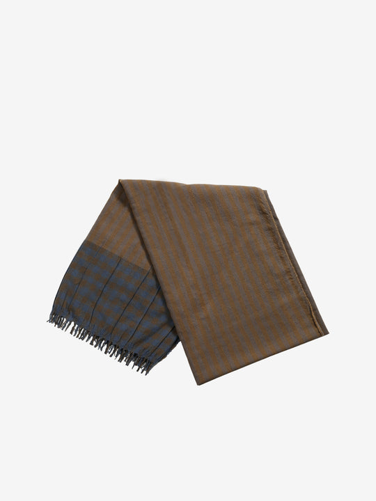 Brown sacrf, side view