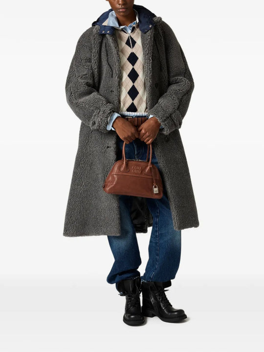 Brown bag, full body view