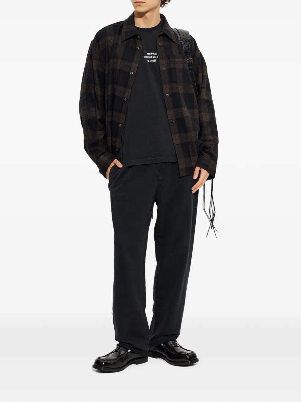 Black t-shirt, full body view