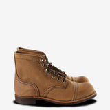 Brown boot,front view