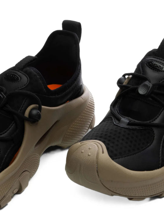 Tan shoes, front view