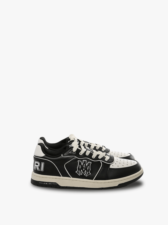 Black and white sneaker,front view