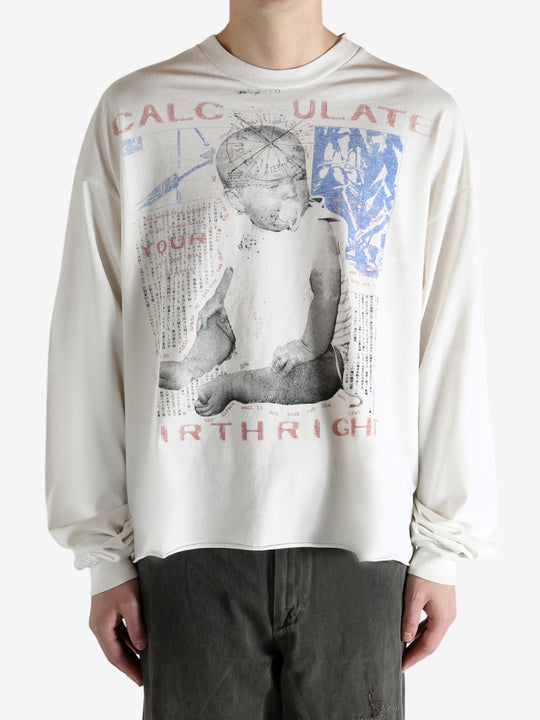 White t-shirt worn by a person, showing the t-shirt's fit