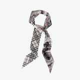 Pink scarve, front view