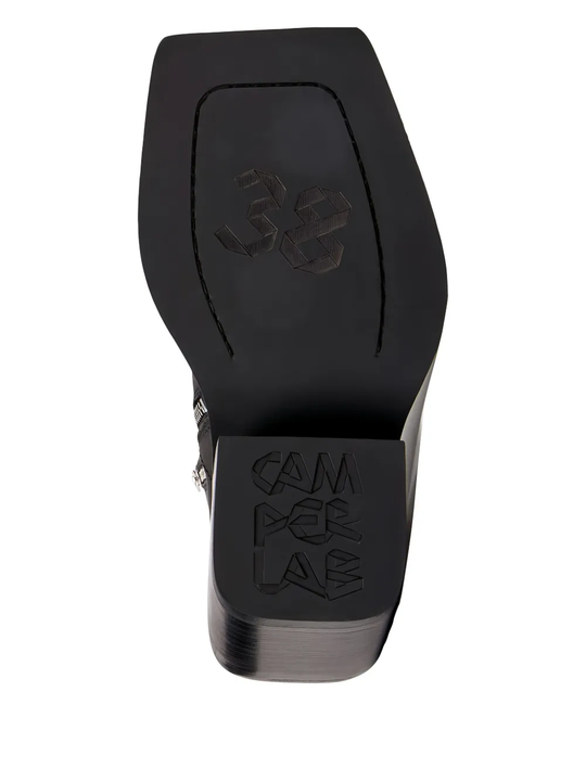 black boots,bottom view