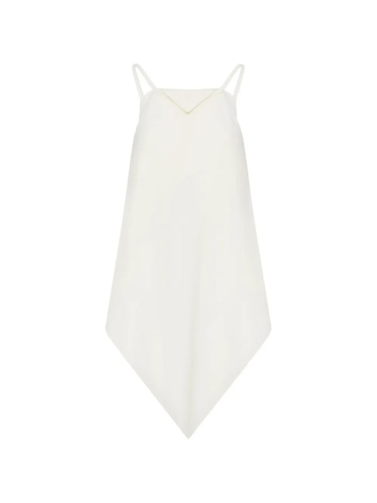 White top, front view