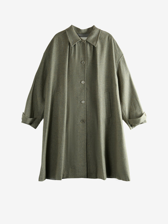 Grey coat, front view