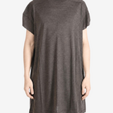 Grey t-shirt, full body view