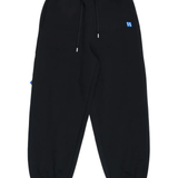 Black pant, front view