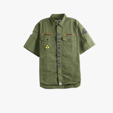 Green shirt, front view