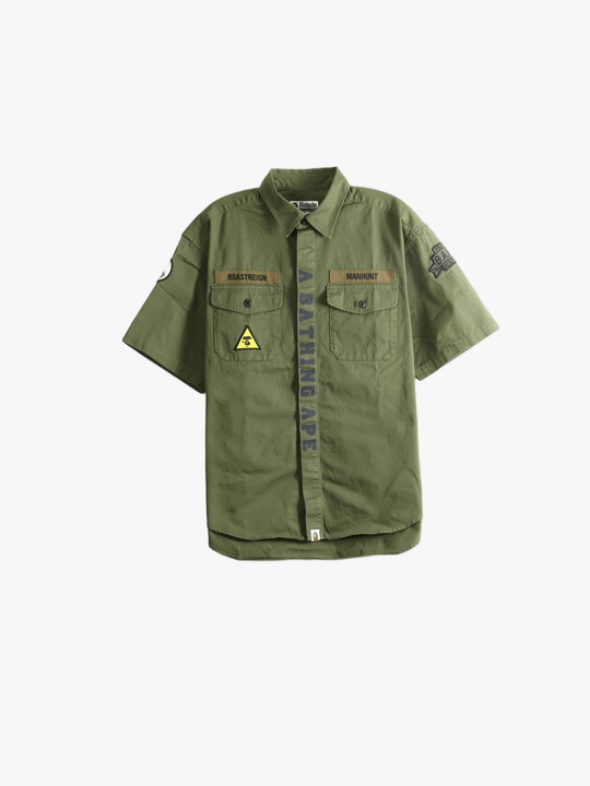 Green shirt, front view