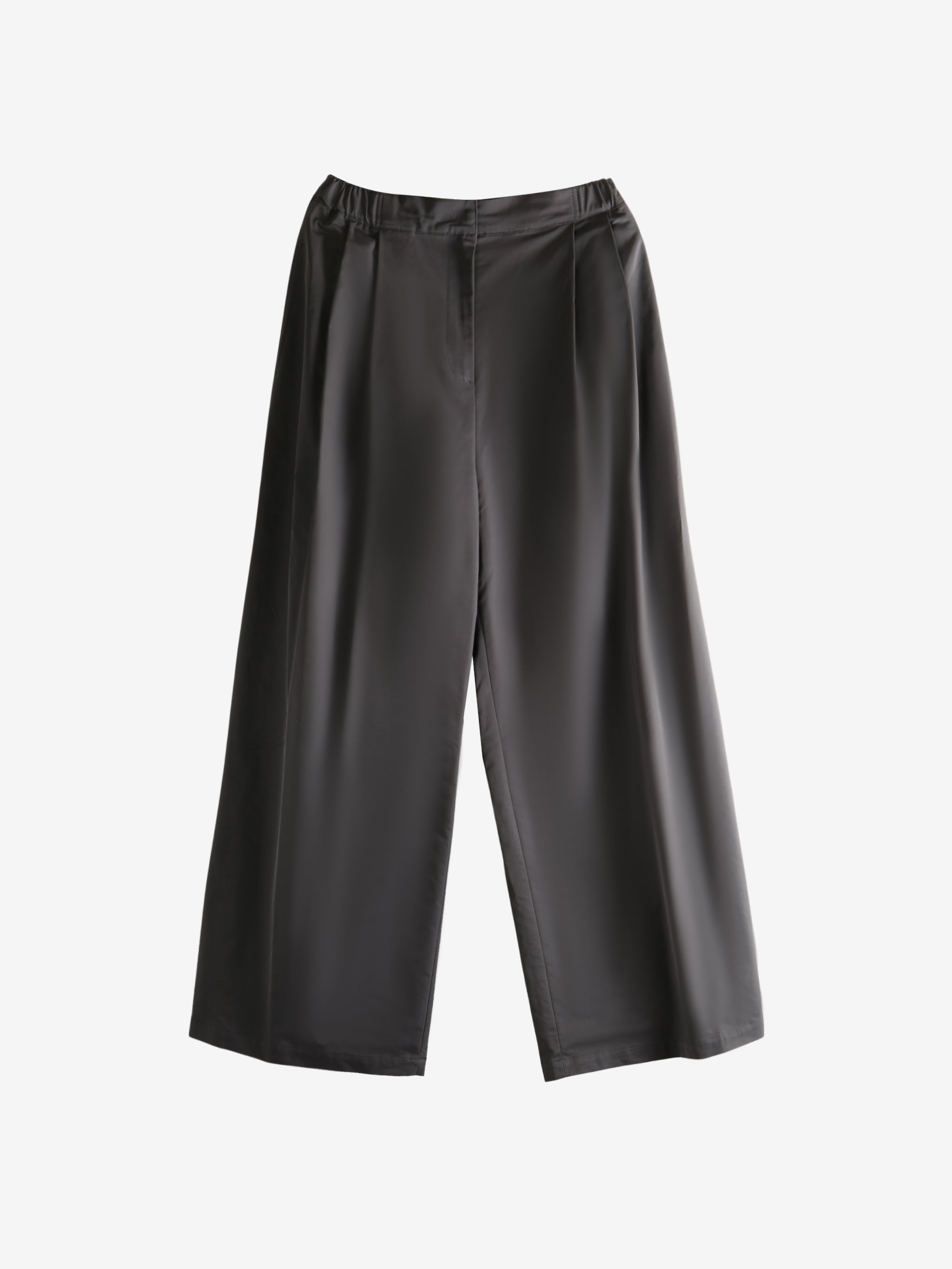 Grey pants,front view