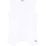 White top, front view