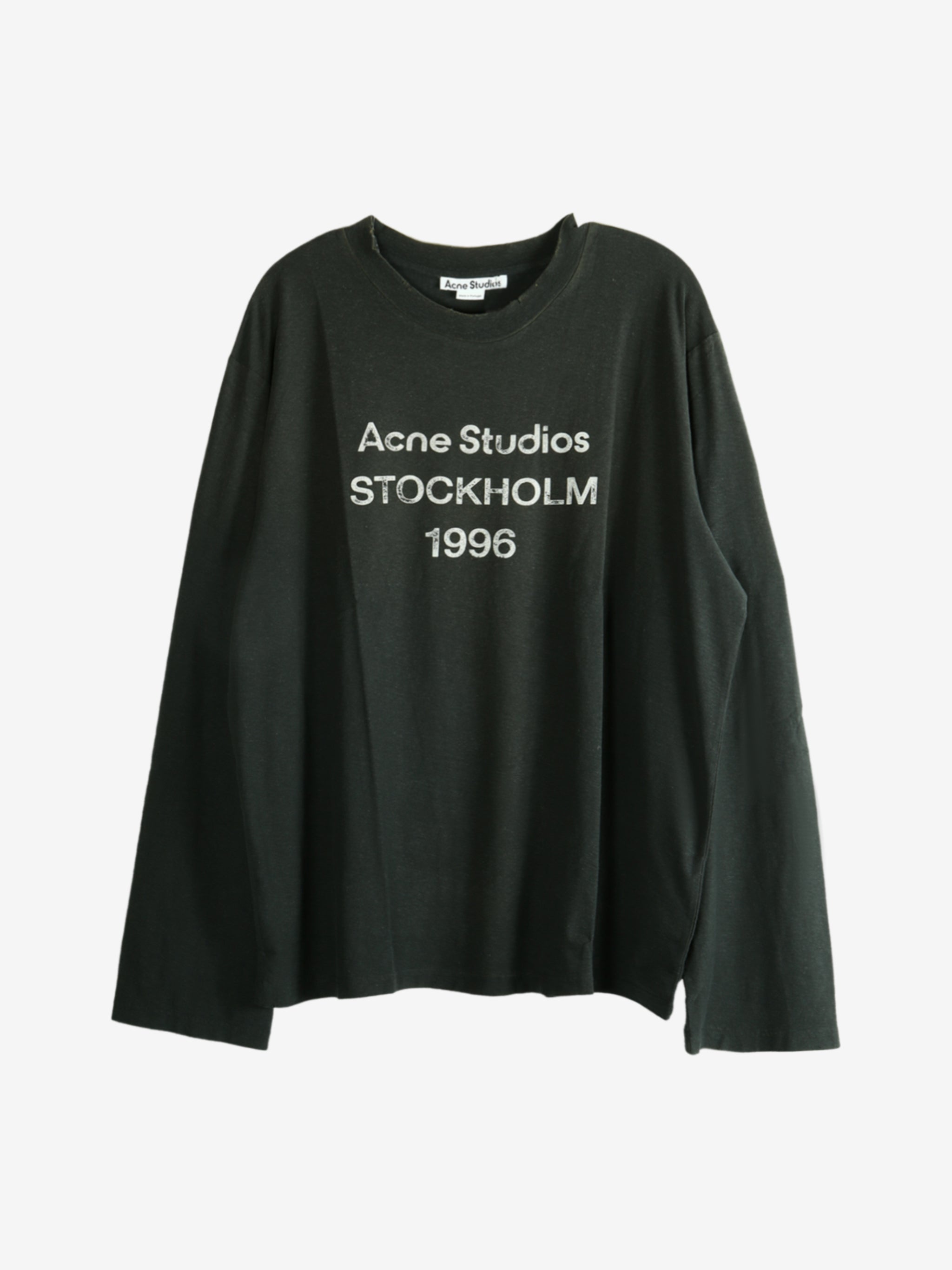 Black t-shirt, front view