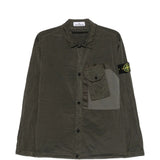 Green shirt, front view