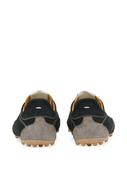 Black shoes, back view