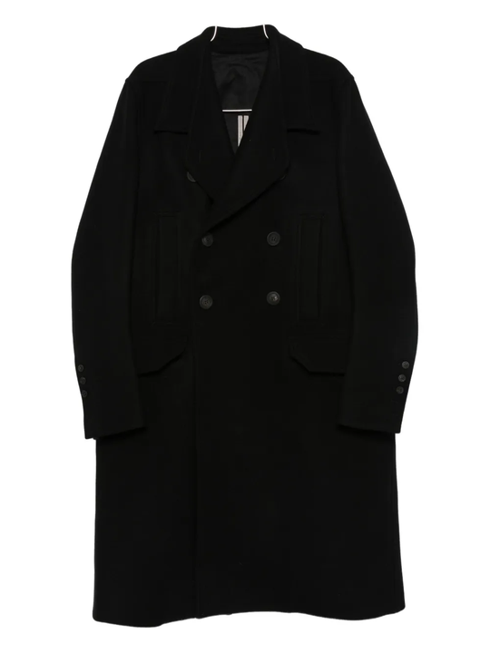 Black coat, front view