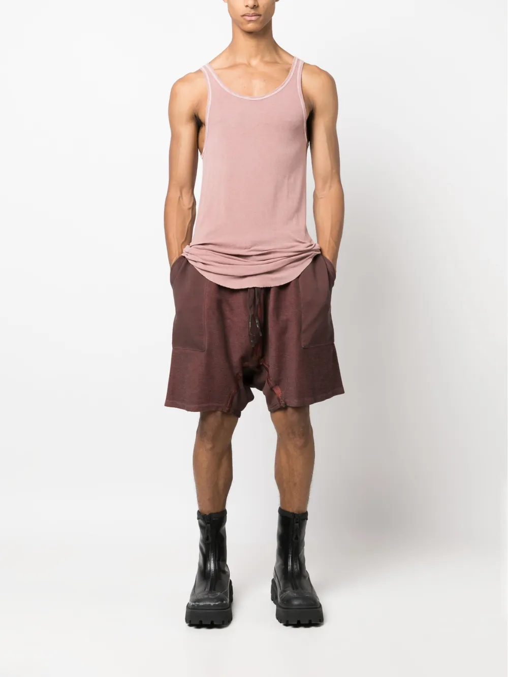 Pink t-shirt, full body view