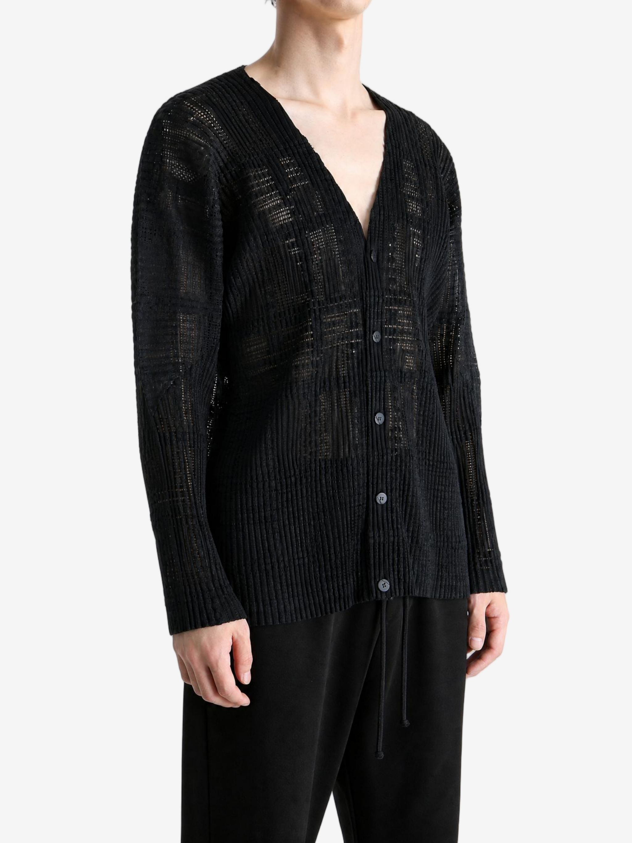 Black shirt, full body view
