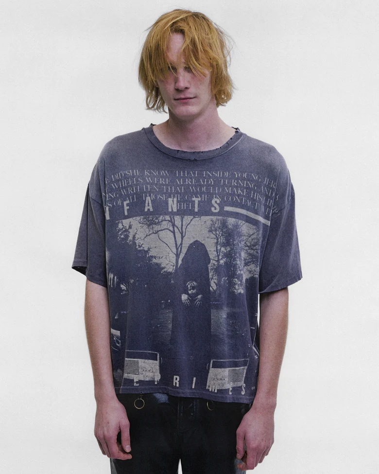 Brown t-shirt, full body view