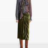 Green skirt, full body view