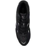 Black shoes, front view