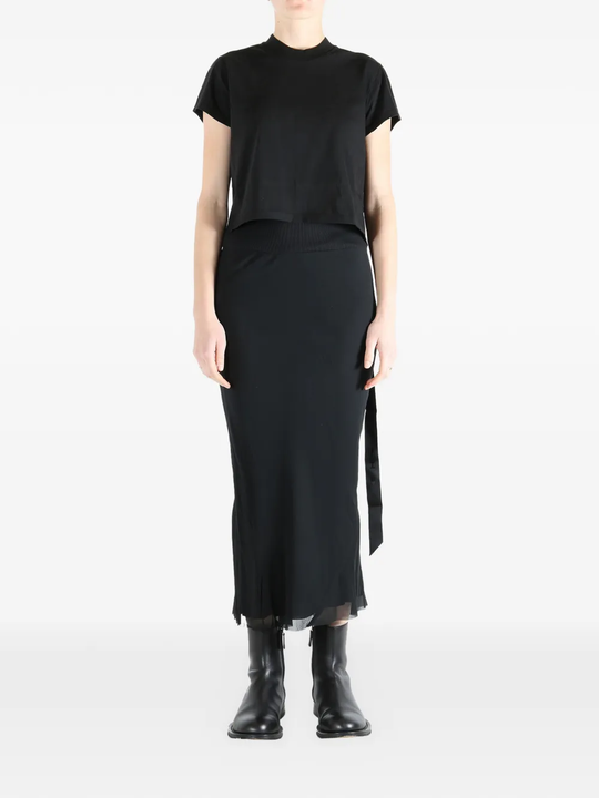 Black t-shirt, full body view