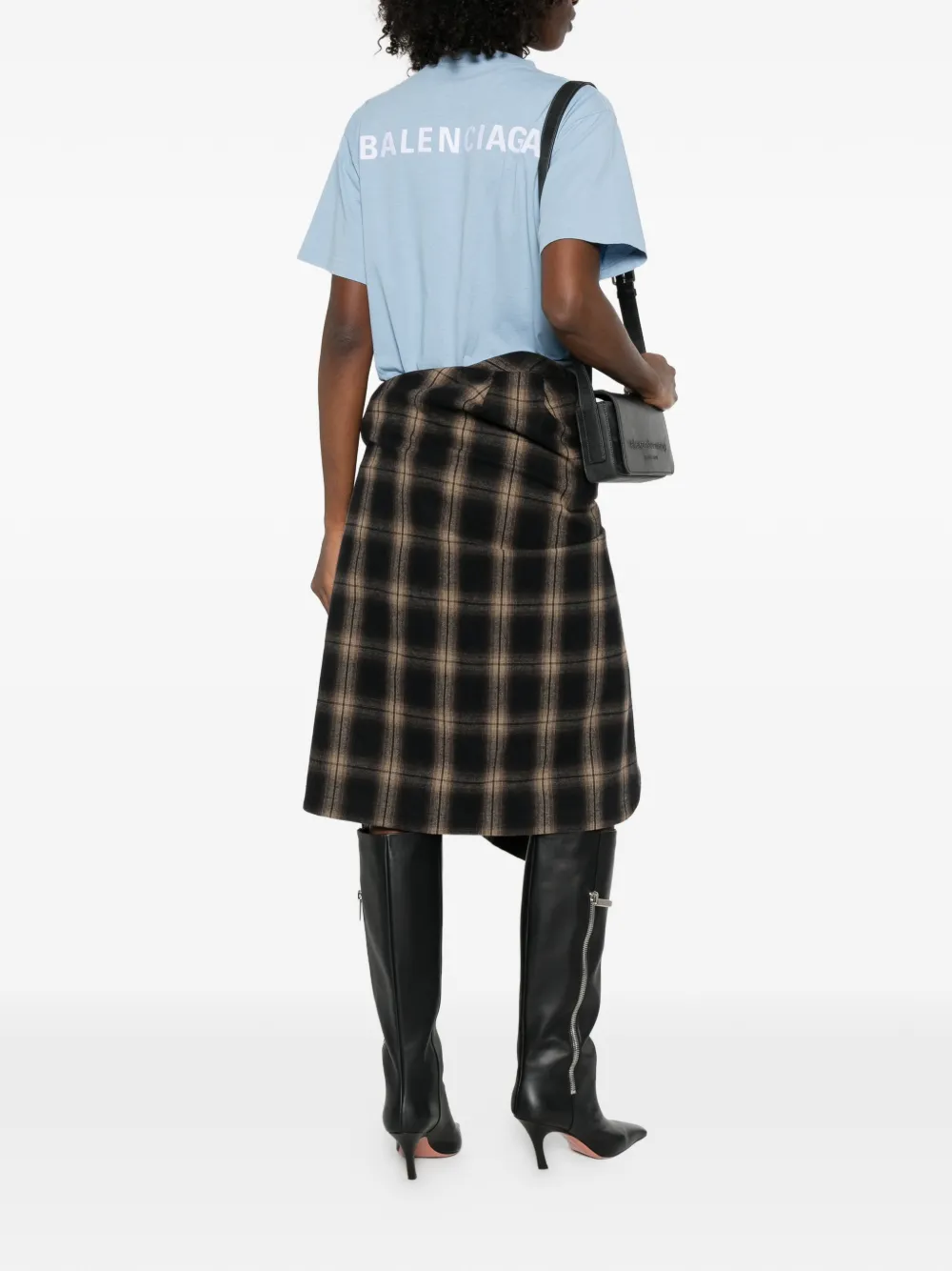 blue t-shirt, full body view