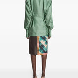 Green shirt, full body view