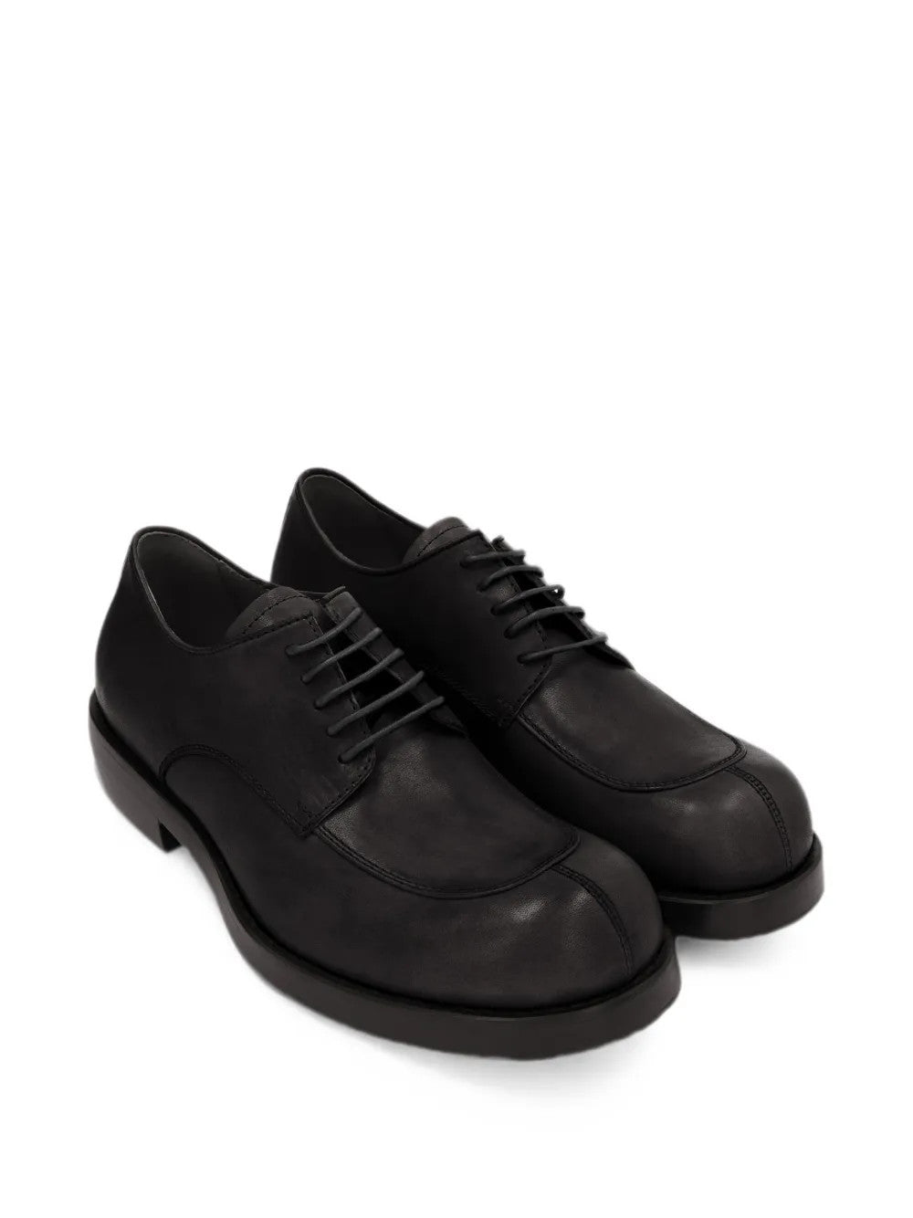 Black shoes, front view