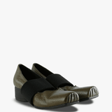 Green shoes, front view