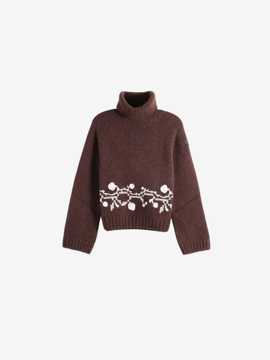 Brown knitwear, front view