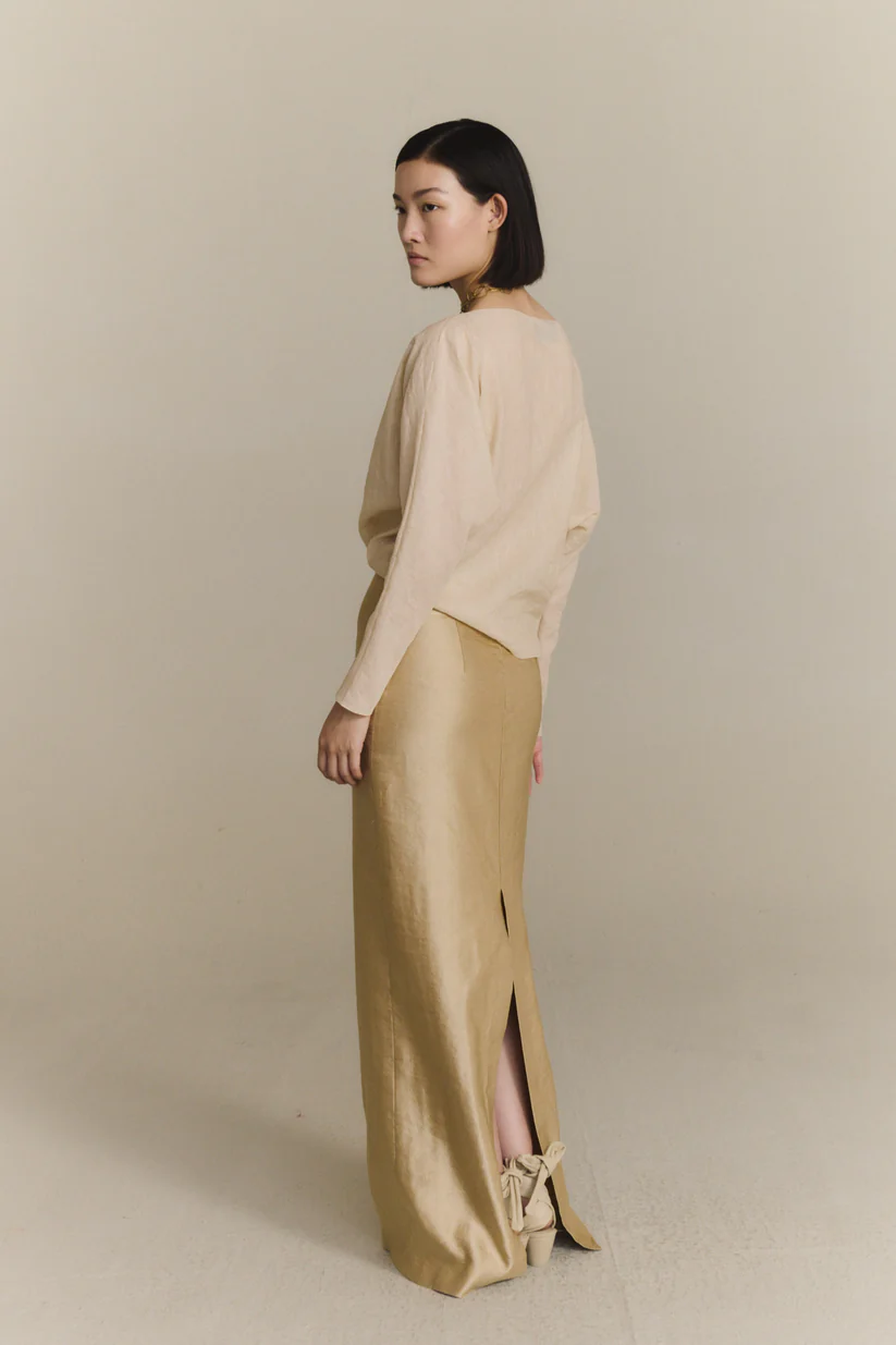 Tan top,full body view