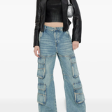 Blue pant,full body view