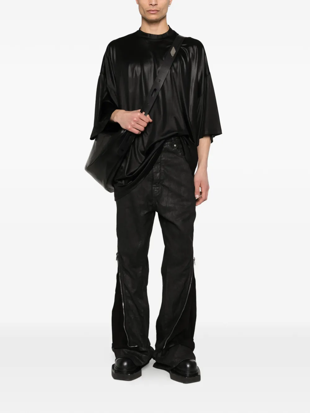 Black t-shirt, full body view