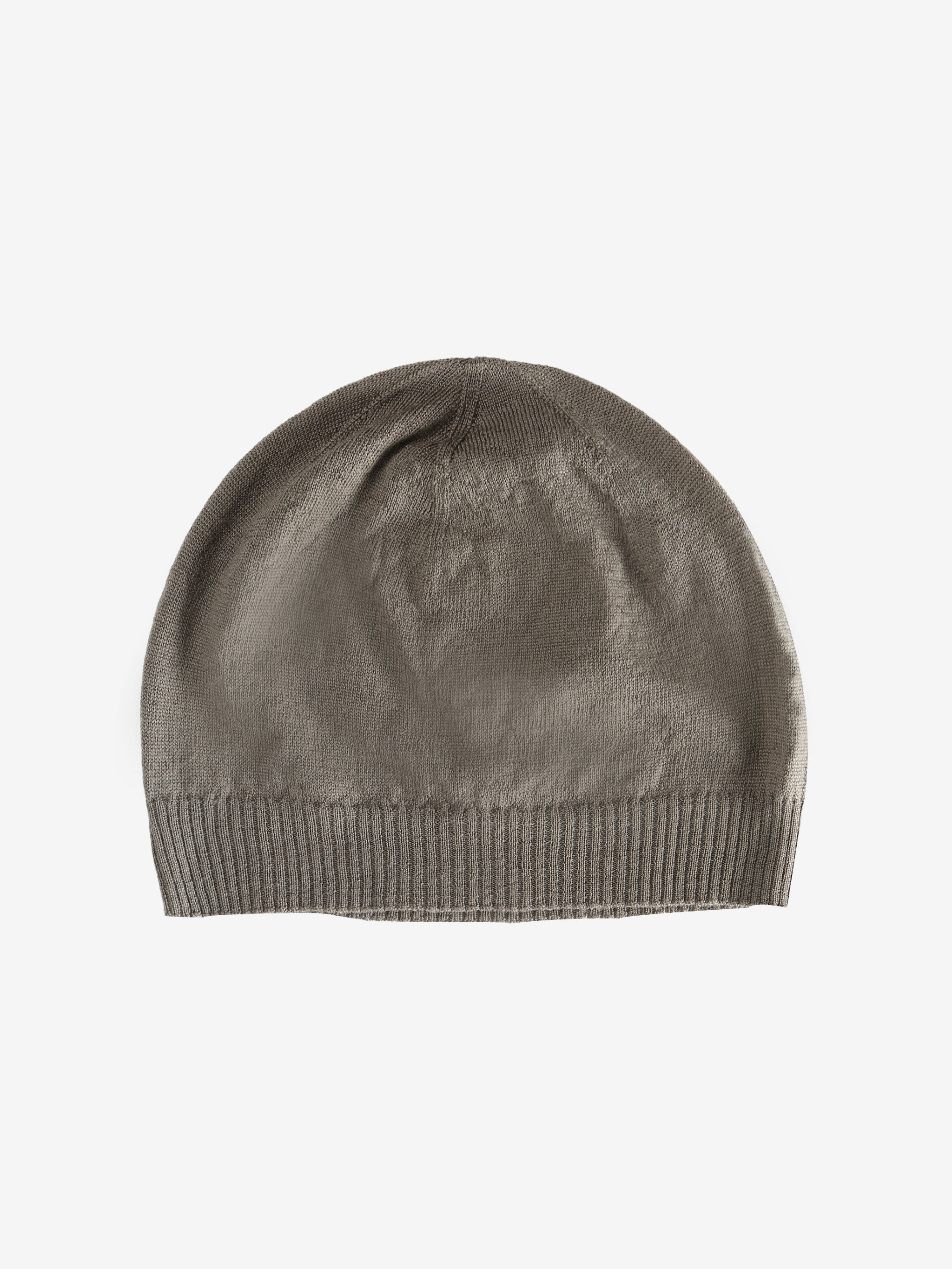 Gray knit beanie,back view