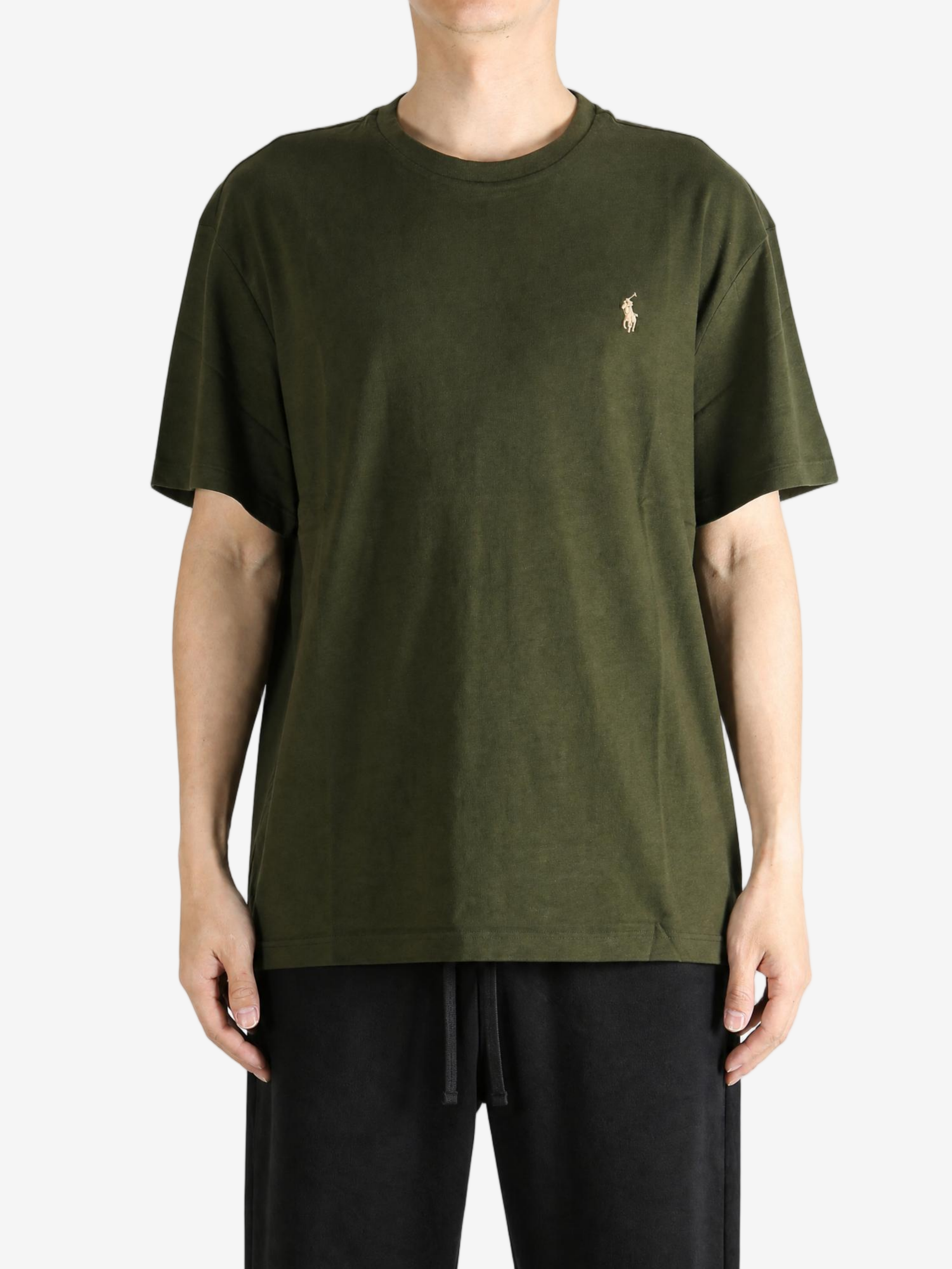 Green t-shirt, full body view