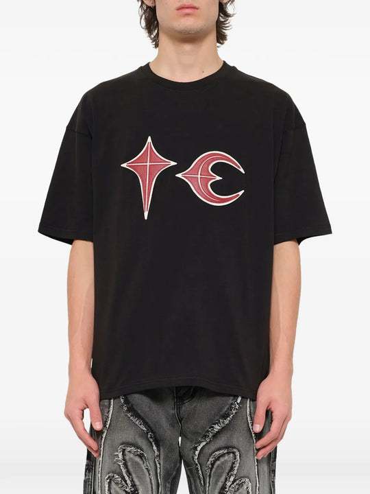 Black t-shirt, full body view