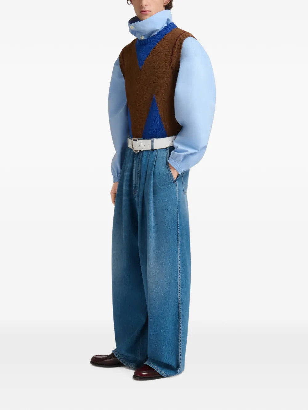 Blue pants, full body view